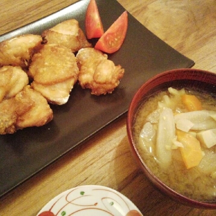 和食定番メニュー☆豚​汁とノンフライ唐揚げ